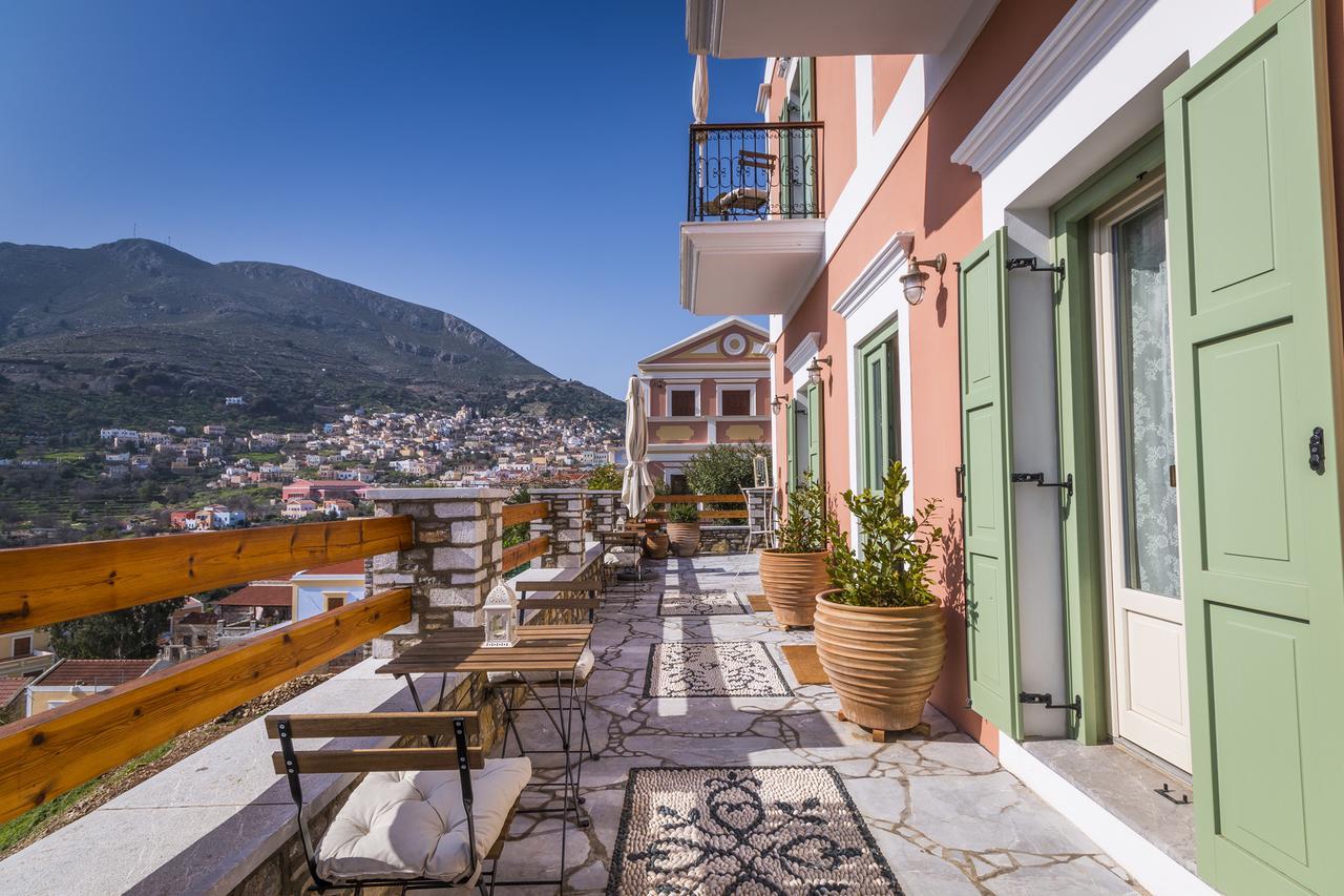 Symi Nautilus Luxury Suites מראה חיצוני תמונה