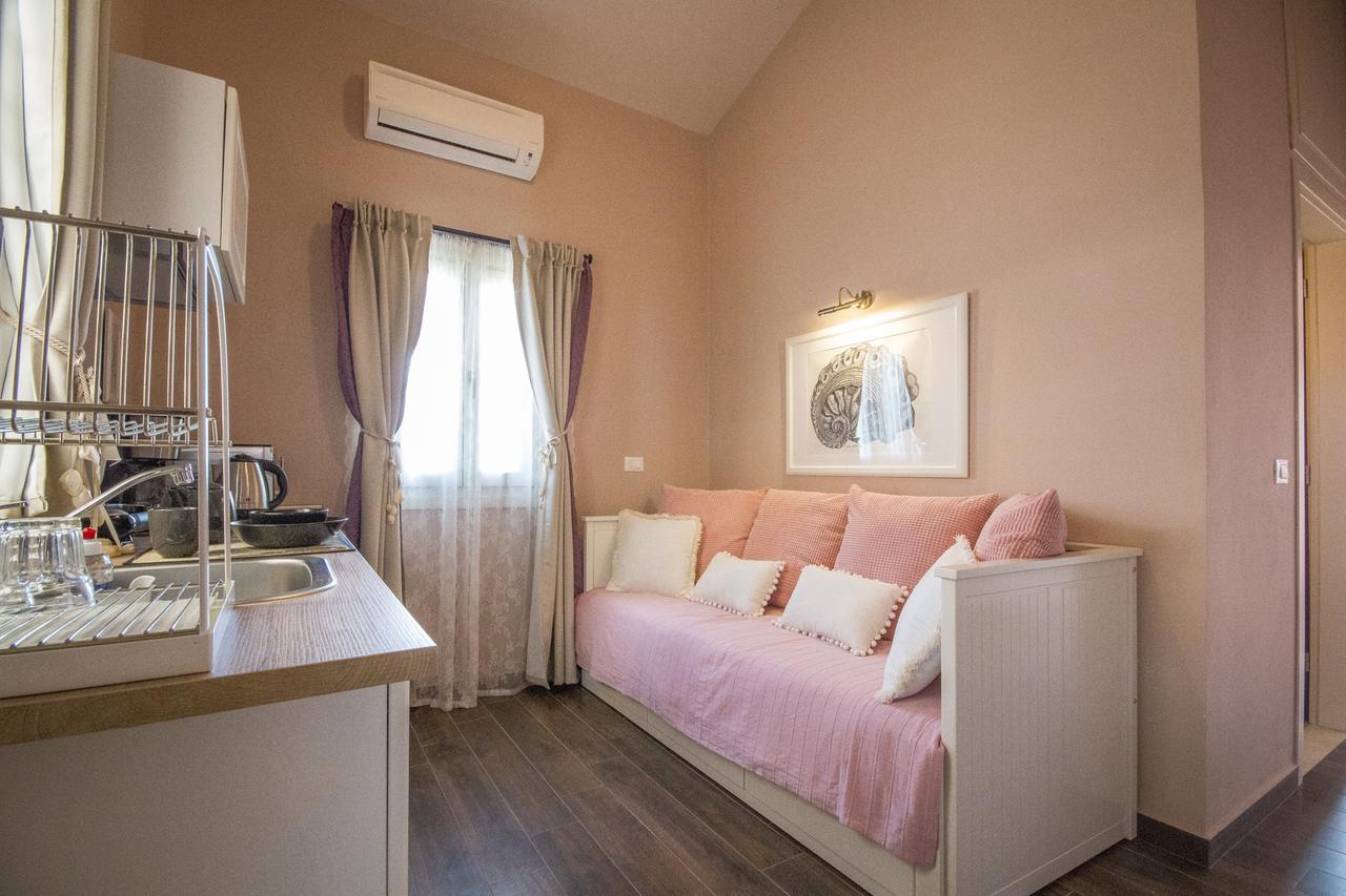 Symi Nautilus Luxury Suites מראה חיצוני תמונה